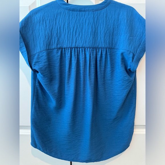 Banana Republic small Blue Blouse - Picture 2 of 3
